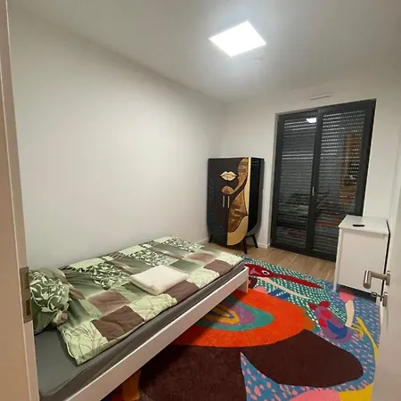 3-zimmer Im Zentrum Dues Apartament *